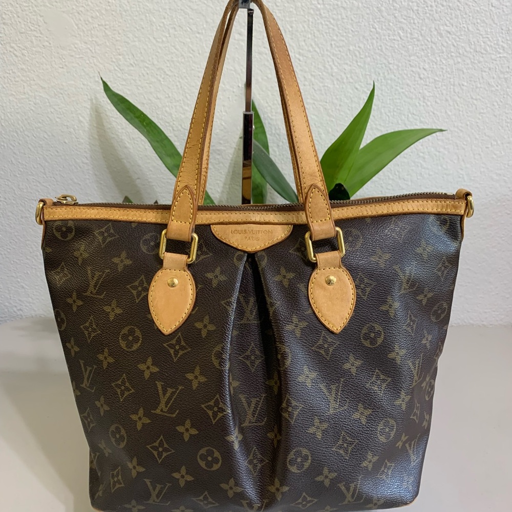 💕👜 Louis Vuitton Brown Monogram Tote Bag